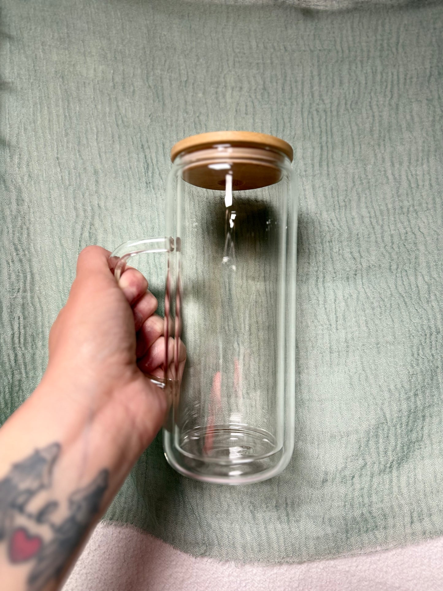 20oz Glass Tumblr with handle and bamboo lid